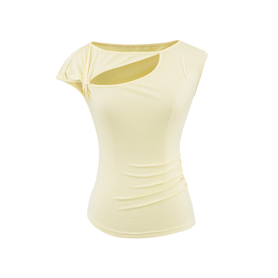Dame figurtilpasset overdel med elegant drapering og raffineret skulderparti Stilla