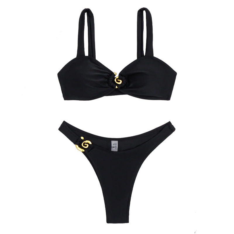 Damebikini med elegante guld-detaljer Skovae