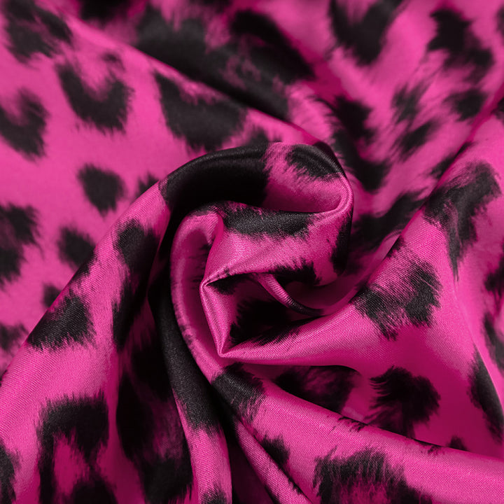 Dame Satin-Kimono- morgenkåbe med moderne leopardmønster og taljebælte Stilla