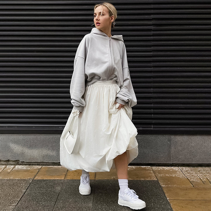 Dame Elegant strikpullover med voluminøse ærmer og smart kant Stilla