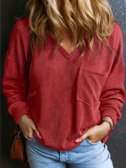 Dame V-hals pullover med brystlomme Stilla