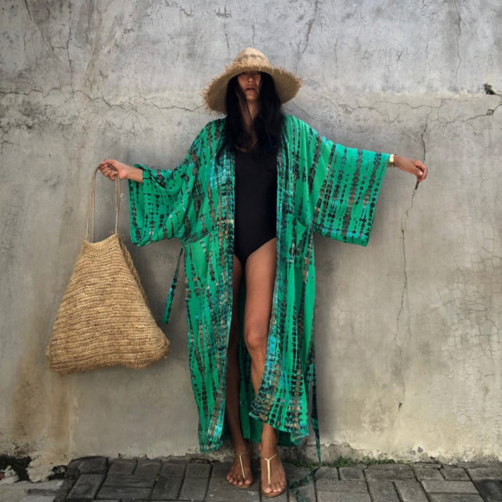 Dame Strandkimono med afslappet snit og elegant mønster Stilla