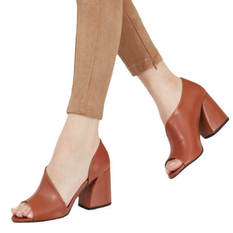 Dame Peeptoe sko med elegant design og komfortabel blokhæl Stilla