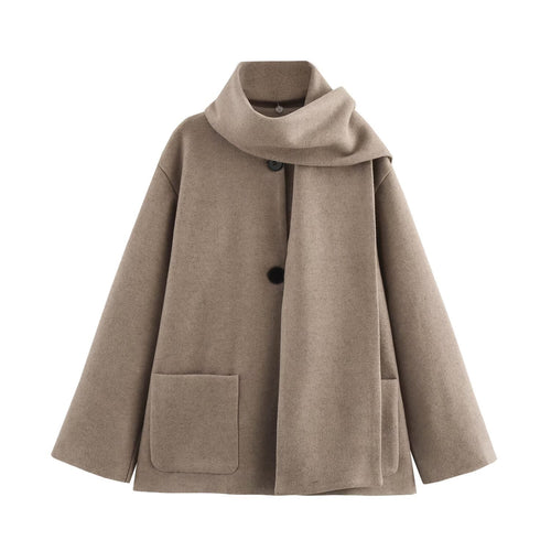 Dame skulderfri uld-overlay med elegante knapdetaljer Stilla