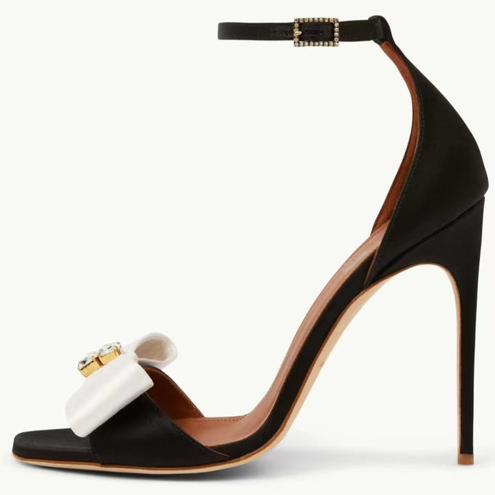 Femme Open-Toe Højhælede Sandaler med elegant Sløjfedetail Stilla
