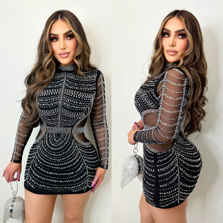 Dame Glitrende Minikjole med transparente indsatser og cut-out-detaljer Stilla