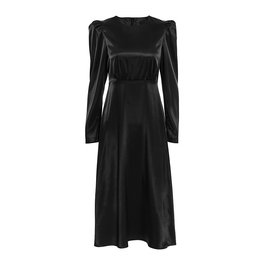 Dame Maxikjole med elegante puffærmer og flydende satin-finish Stilla