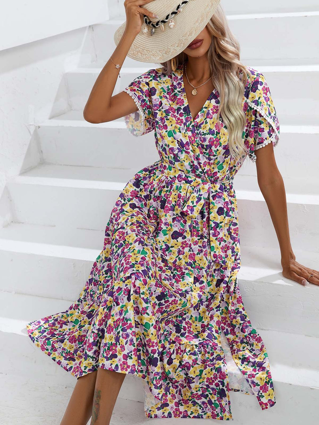 Dame Maxikjole med blomstret design og elastisk talje Stilla