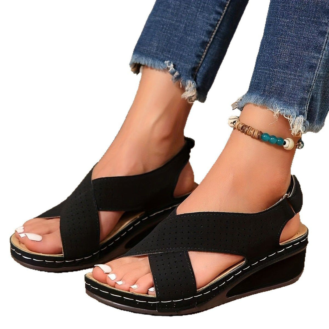 Dame Wedge Sandaler med åndbart design og justerbar strop Stilla
