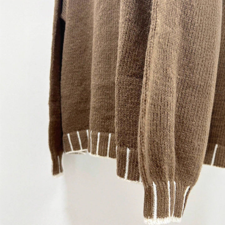 Kvinders afslappede strikket sweater med høj krave og justerbare ærmer Stilla