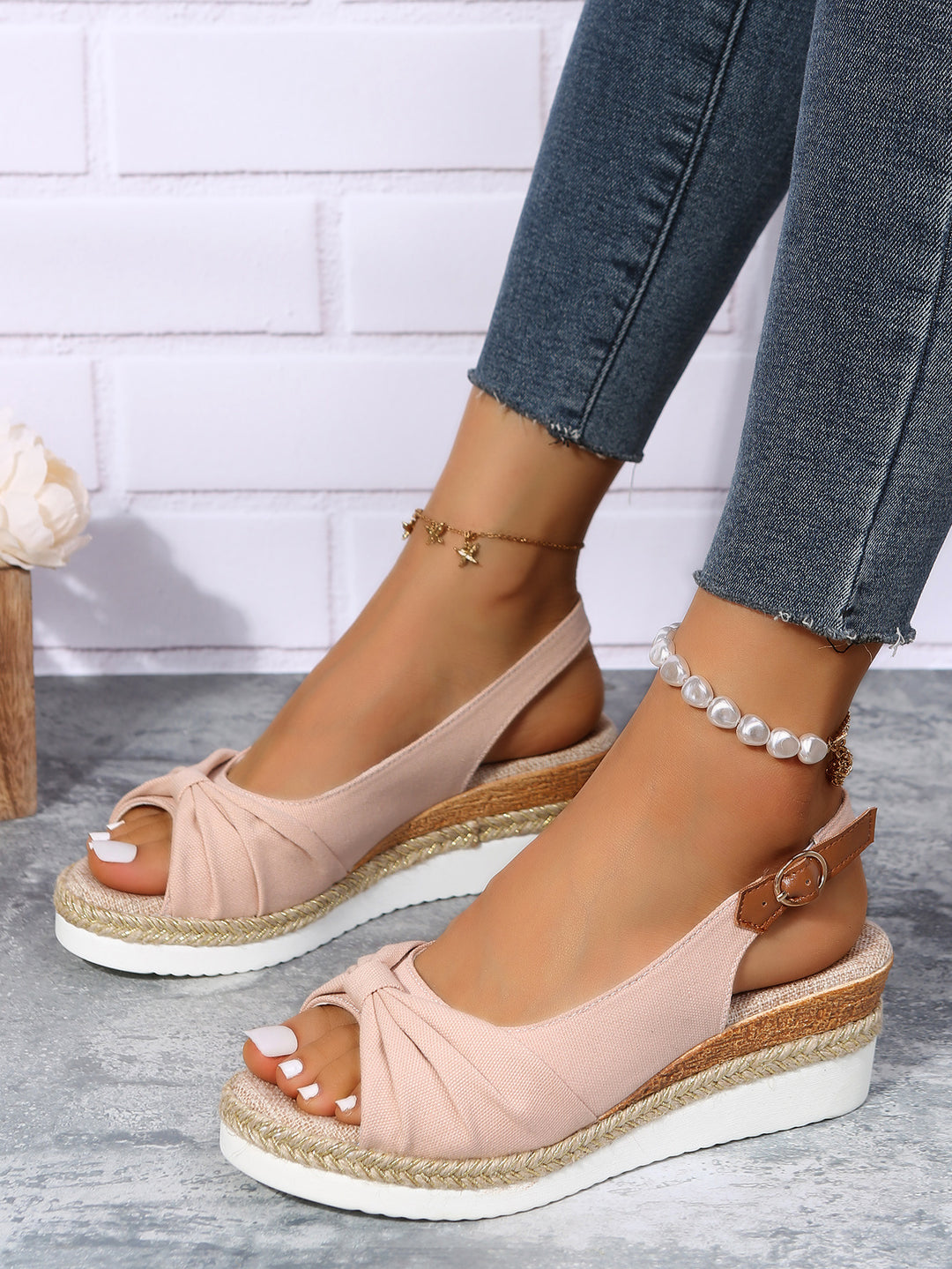 Dame Wedge-sandaler med elegant knude-design og skridsikker sål Stilla
