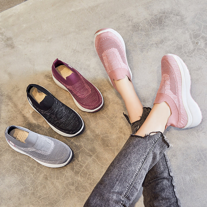 Femme Performance Stretch Slip-On Walking Sneakers Stilla