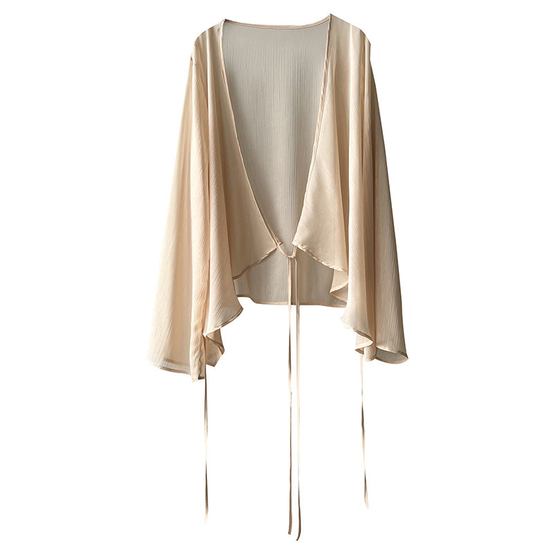 Dame let kimono-jakke med elegante bindebånd og luksuriøst stof Stilla