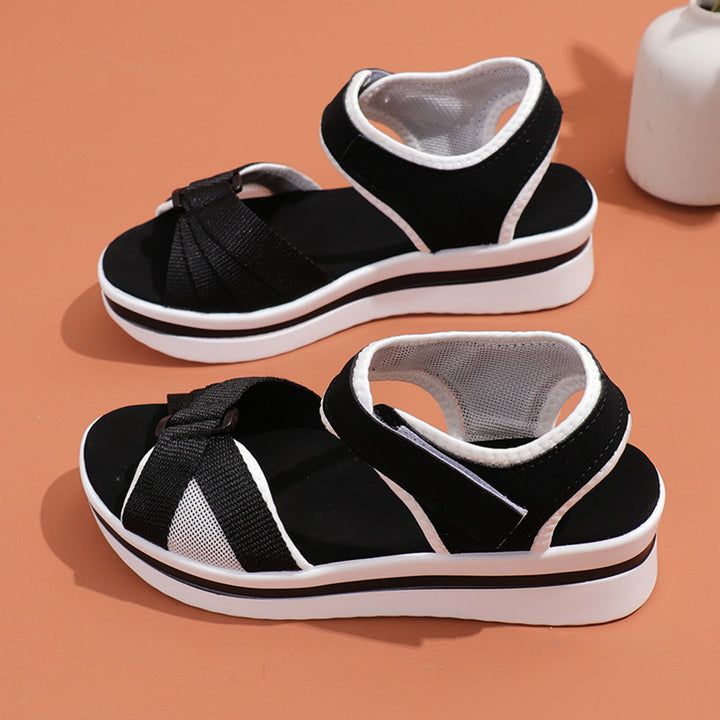 Dame Wedge-sandaler med ergonomisk sål og moderne remdesign Stilla