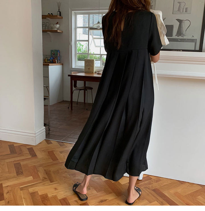 Dame Plissé-Maxikjole med vidde snit og elegante detaljer Stilla