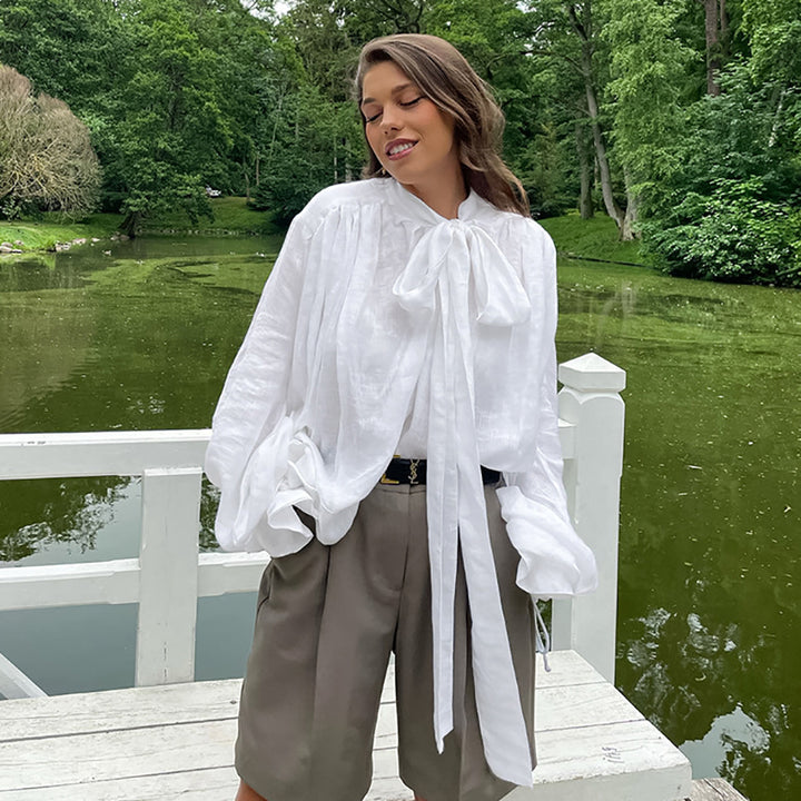 Dame Utility Bluse med elegant sløjfe og bredde ærmer Stilla