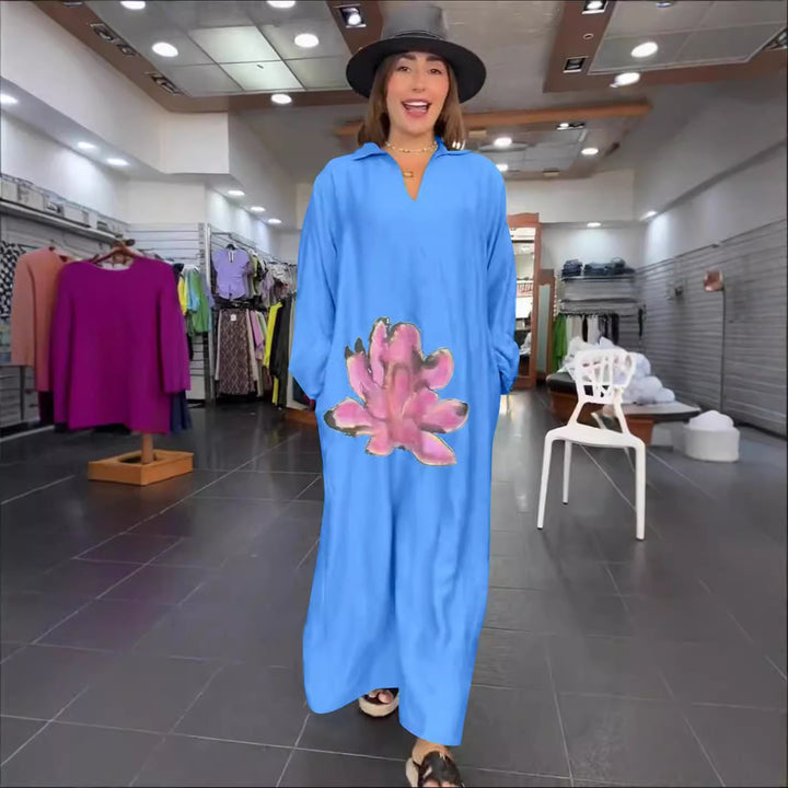 Dame Kaftan-kjole med blomsterdesign og praktiske sidelommer Stilla