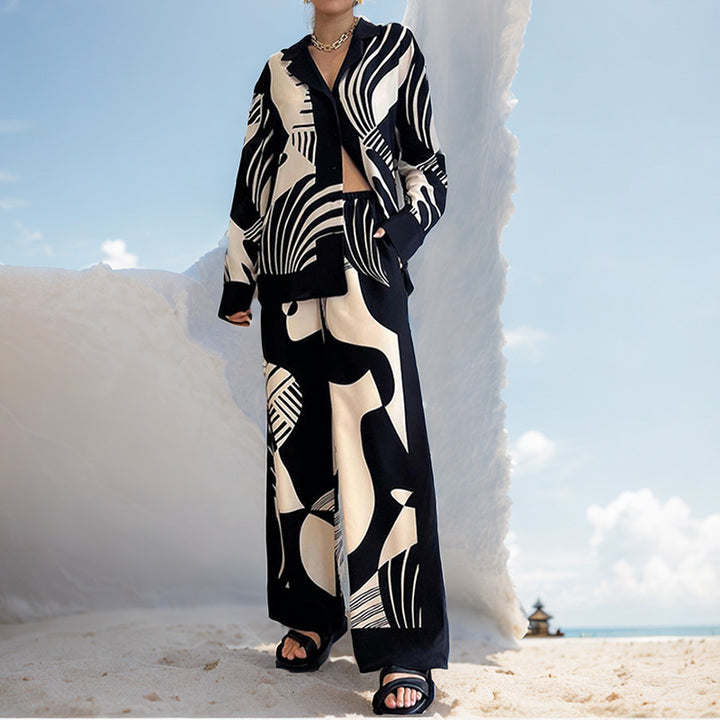 Dame To-delt Strandoutfit med moderne grafisk design Stilla