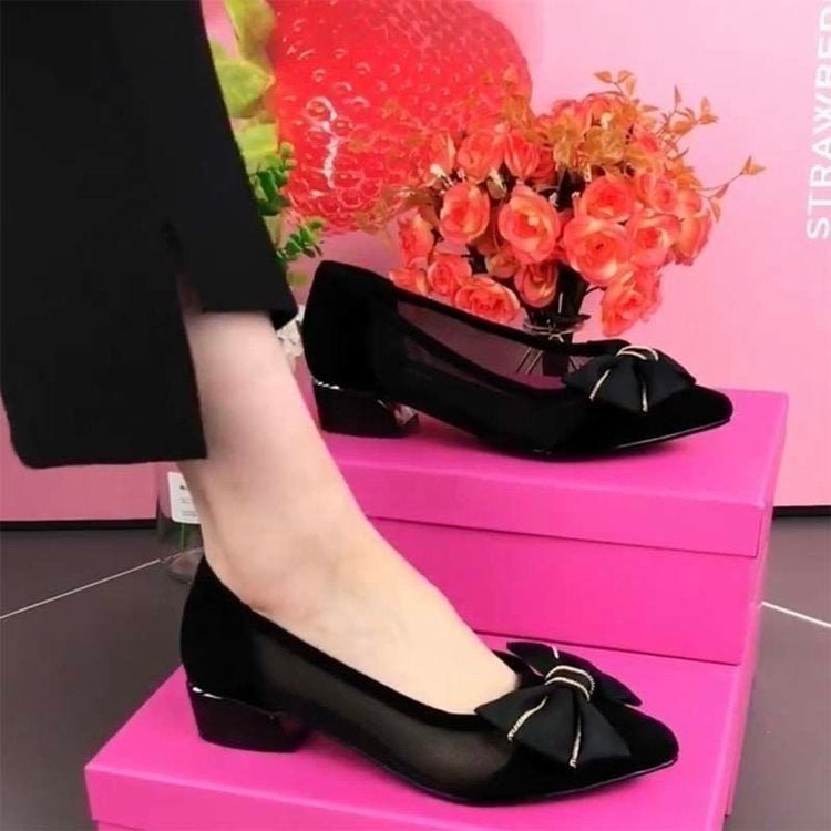 Dame ballerinas med moderigtige sløjfeapplikation og gennemsigtigt design Stilla