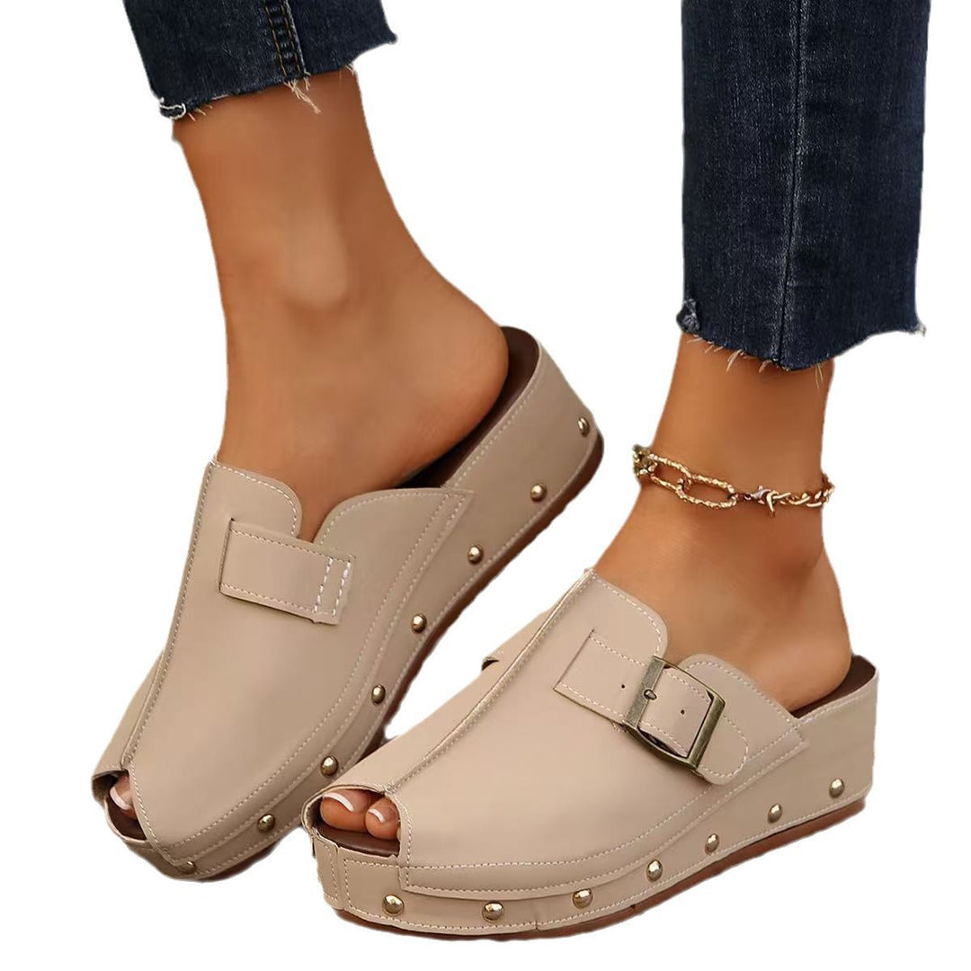 Dame Wedge-sandaler med elegante nitter og mode rem Stilla