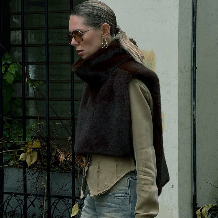 Femme Luksuriøs Faux-Fur-Cape med Høj Krave Stilla