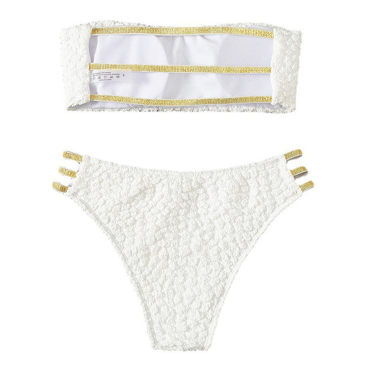 Dame bandeau-bikini med struktureret top og dekorative detaljer Skovae