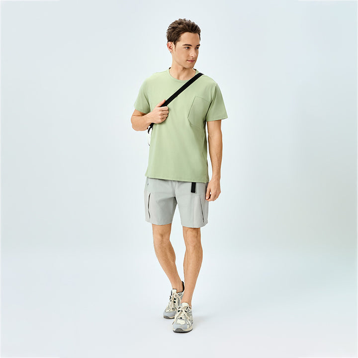 Herrer sporty T-shirt og korte sportshorts Stilla