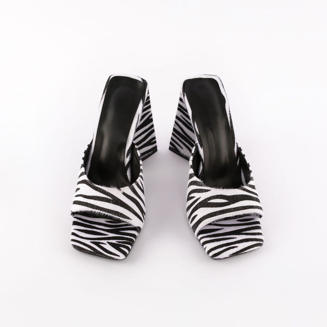 Femme Open-Toe Block Heel Mules med Bold Stripe Design Stilla