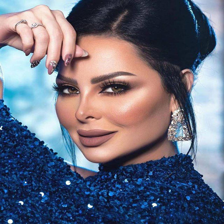 Dame Glamourøst Aftenkjole med glitrende palettop og tætsiddende nederdel Stilla