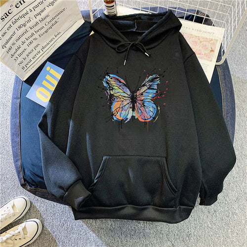 Kvinders hoodie med tiltalende sommerfugledesign Skovae