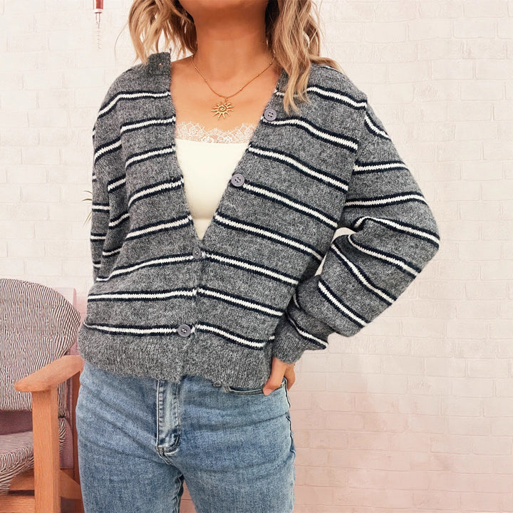 Kvindernes hyggelige cardigan med moderne striber Stilla