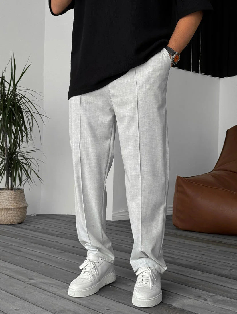 Herrer elegante og komfortable Chino-bukser med folder Stilla