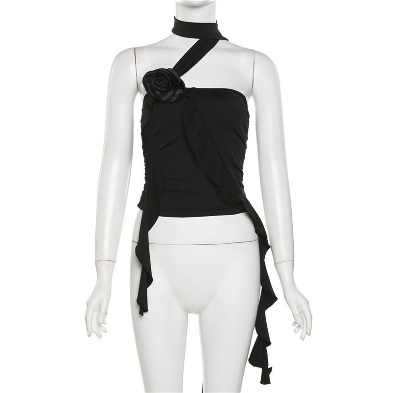 Dame off-shoulder top med elegante flæser og blomsterapplikation Stilla