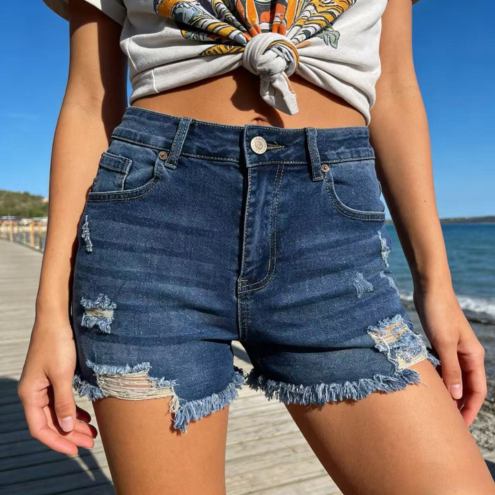 Dame Destroyed Denim-shorts med frynset kant og stilfulde revnedetaljer Skovae