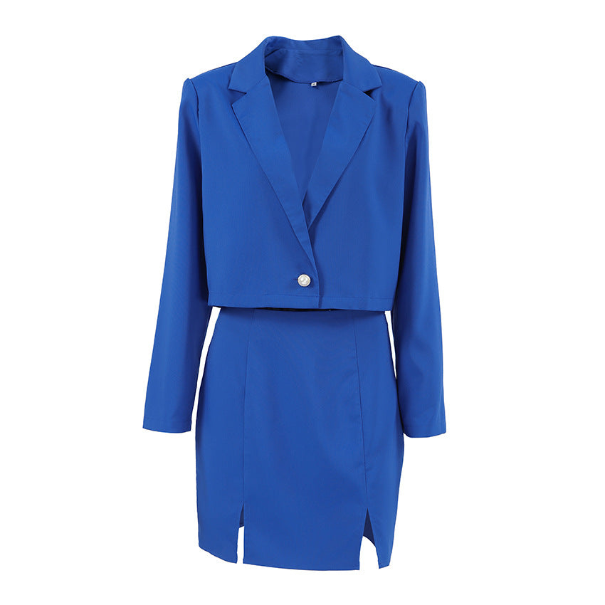 Dame blazer- og nederdel ensemble med flot snit og elegant taljebælte Stilla