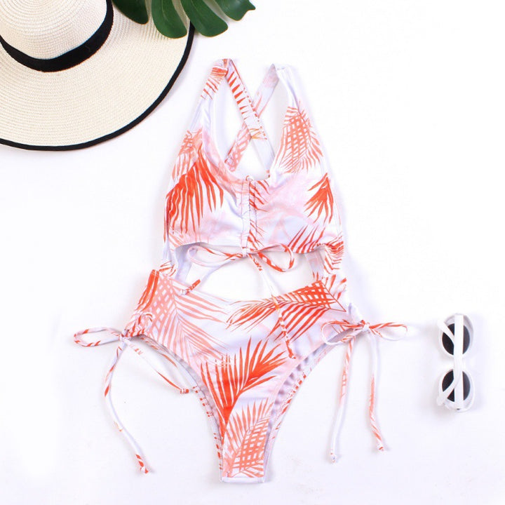 Dame Bikiniset med moderne Cut-Out og legende Rüschen Skovae