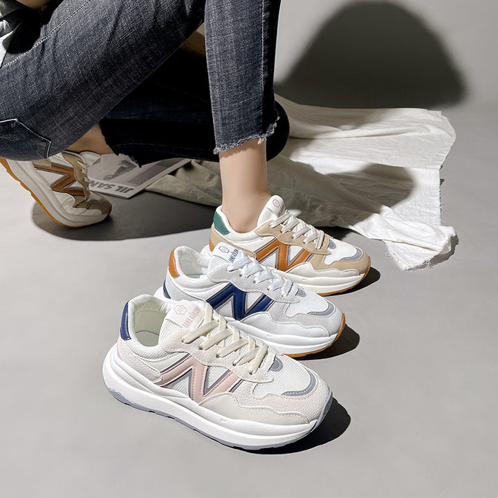 Dame Sporty Sneakers med åndbar mesh-konstruktion og stødabsorberende sål Stilla