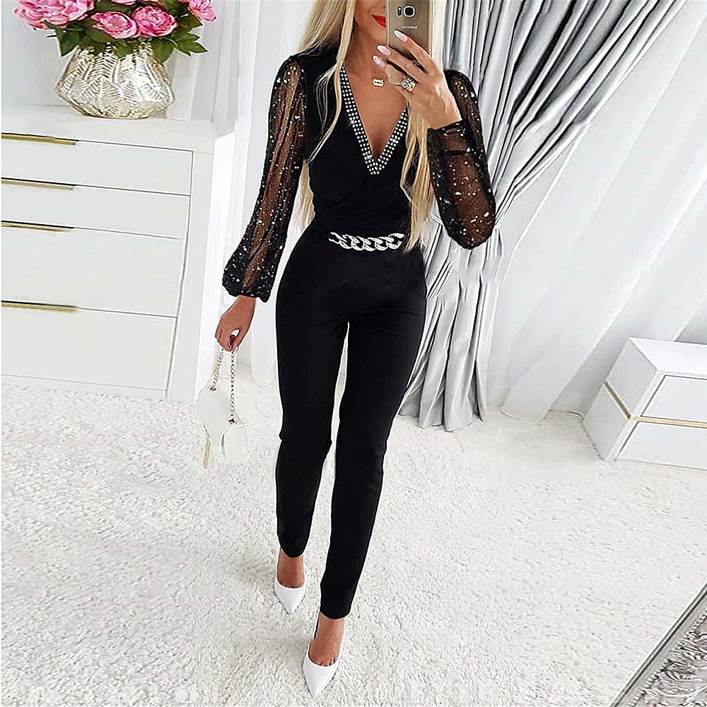 Stilla | Jumpsuit Slim Fit V-udskæring med diamantdetaljer Skærmærmer Kædebælte