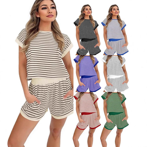 Dame kort jumpsuit med stribet design og afslappet pasform Stilla