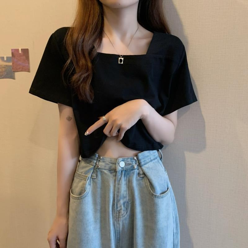 Kvinder Cropped T-Shirt med moderne detaljer Skovae