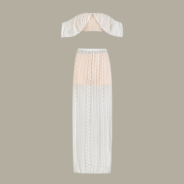 Dame to-delt med elegant bandeau-overdel og gennemsigtig maxi-nederdel Stilla