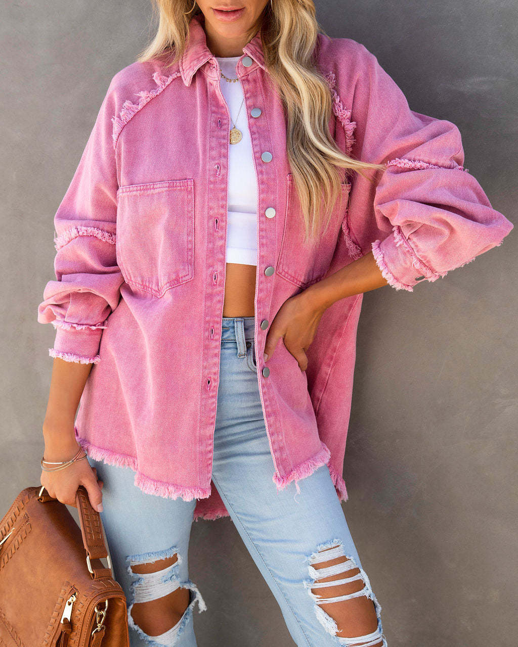 Damer Oversized Denim-Skortejakke med frynset kant og patchwork-detalje Stilla