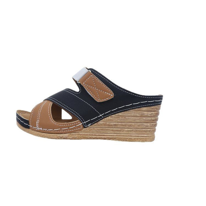Dame Wedge-sandaler med justerbart remdesign og komfortabel sål Stilla
