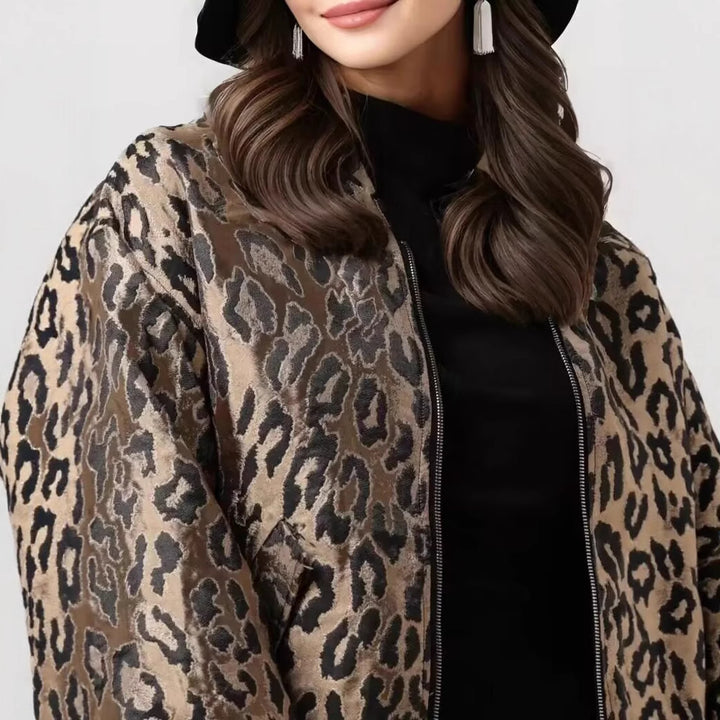 Dames mode bomberjakke med iøjnefaldende leopardprint Stilla