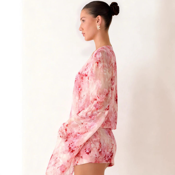 Kvindernes kimono kjole med flydende snit og elegant V-hals
