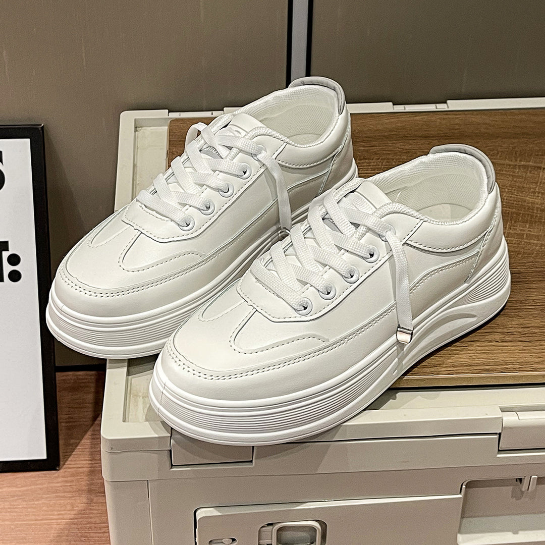 Dame Sporty Sneakers med forhøjet såleprofil og åndbar konstruktion Stilla