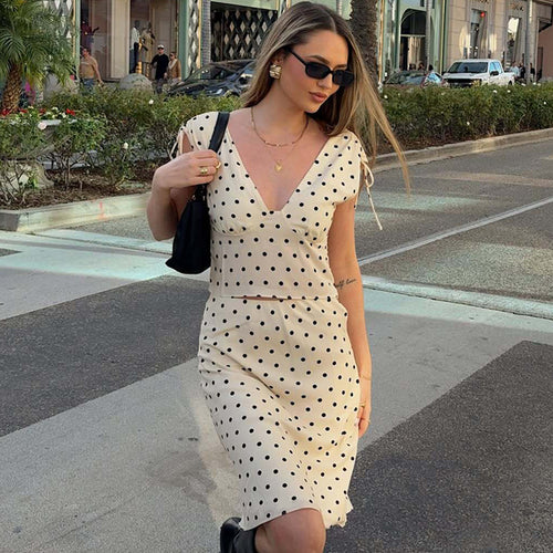 Dame Elegant polka-dot kjole med dyb V-udskæring og justerbare skulderstropper Skovae