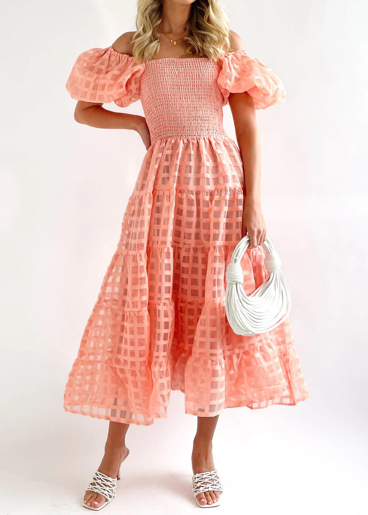 Dame Off-Shoulder Maxi-Kjole med Flæse og Ternet Mønster Stiila