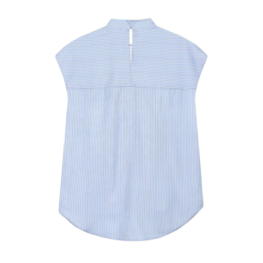 Damebluse med moderne snit og unik bindekrave Skovae