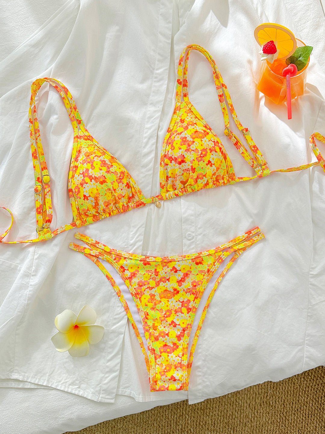 Dame triangel-bikini med blomsterdesign Skovae